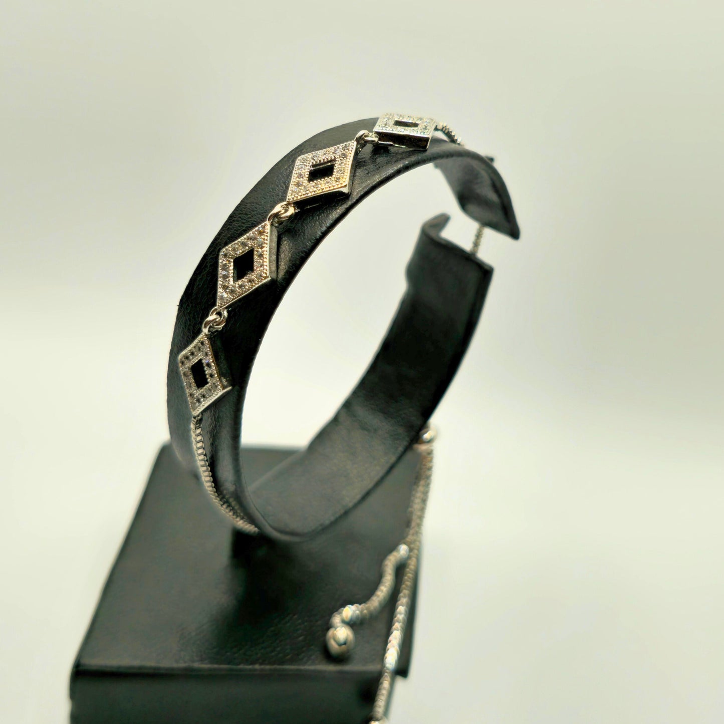 Modern Geometric Silver-Tone Bracelet with Diamond-Cut Accents-BT12