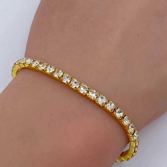 Gold Diamond Bracelet - BT24